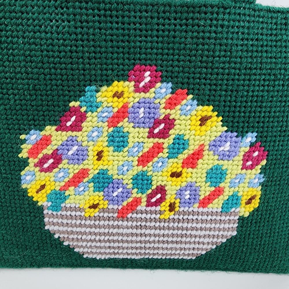 VTG Handmade Needlepoint Tote Bag Floral Canvas Plastic Purse Craft Knit 11x9 - Picture 2 of 15